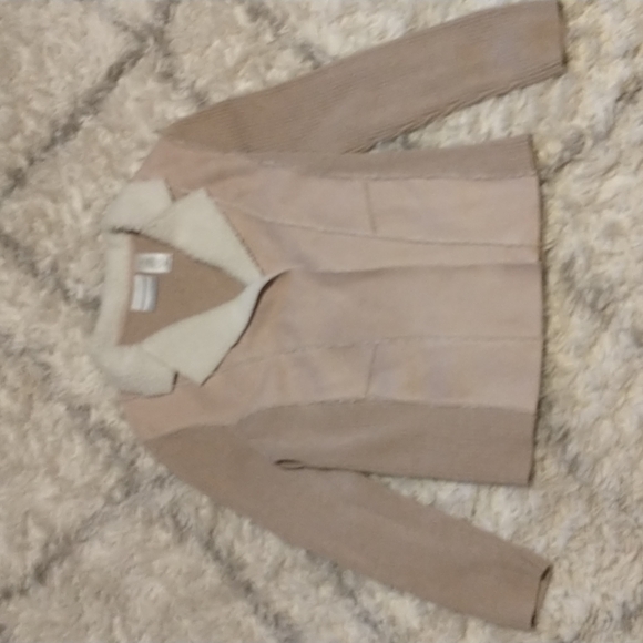 Alfred Dunner woman's size 12P long sleeve faux fur wrap up jacket - Picture 1 of 9